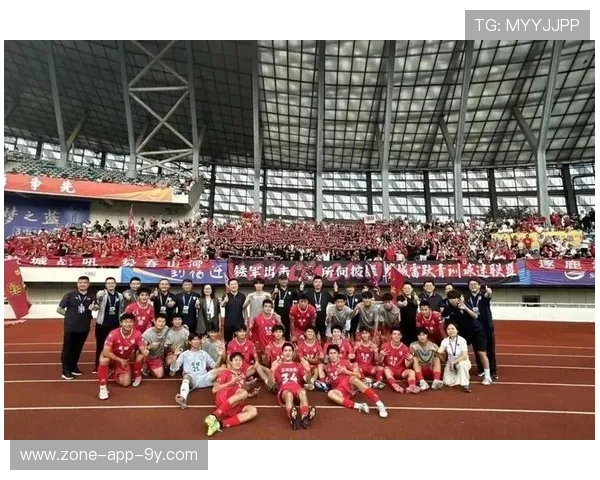 “青少年足球表现出色，列入国家重点培养计划”，青少年足球选拔