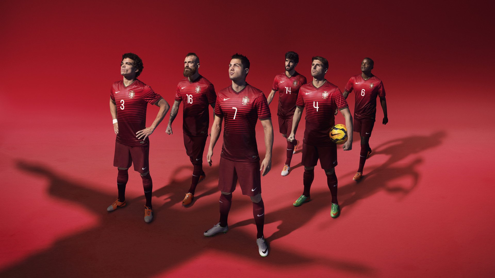 九游网页版入口-从巴萨低谷走来，登贝莱金球之路感人肺腑，达成巴萨百场里程碑 登贝莱晒出纪念版球衣庆祝